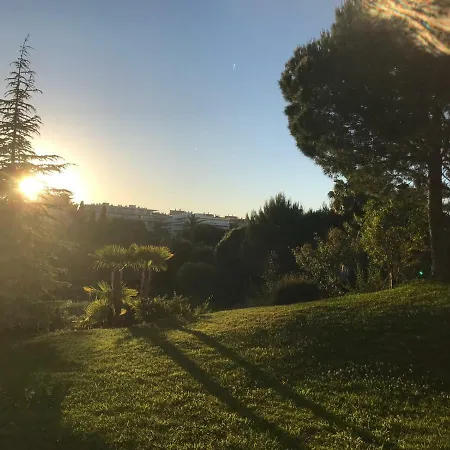 Riviera Park